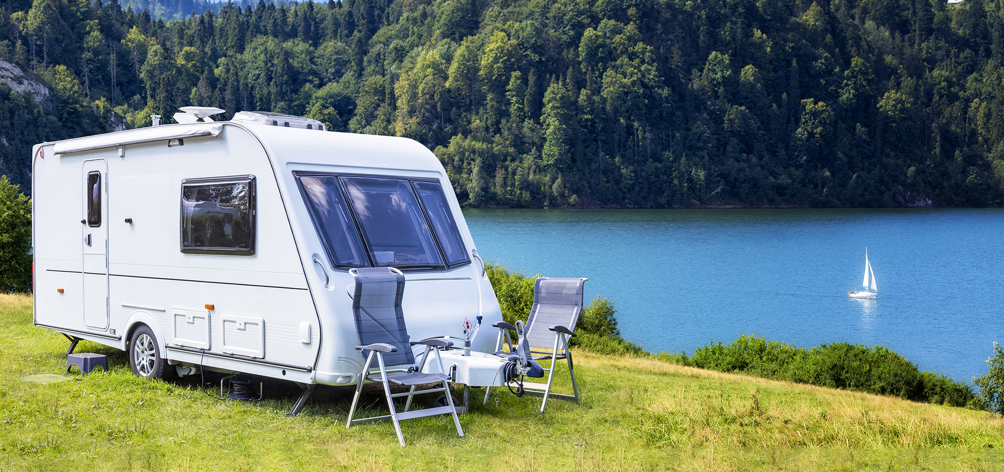 Motorhome at the lake - Cleaning